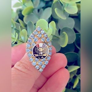 Vintage Fraternal Order of Eagles FOE Women's Costume Jewelry Rhinestone Ring